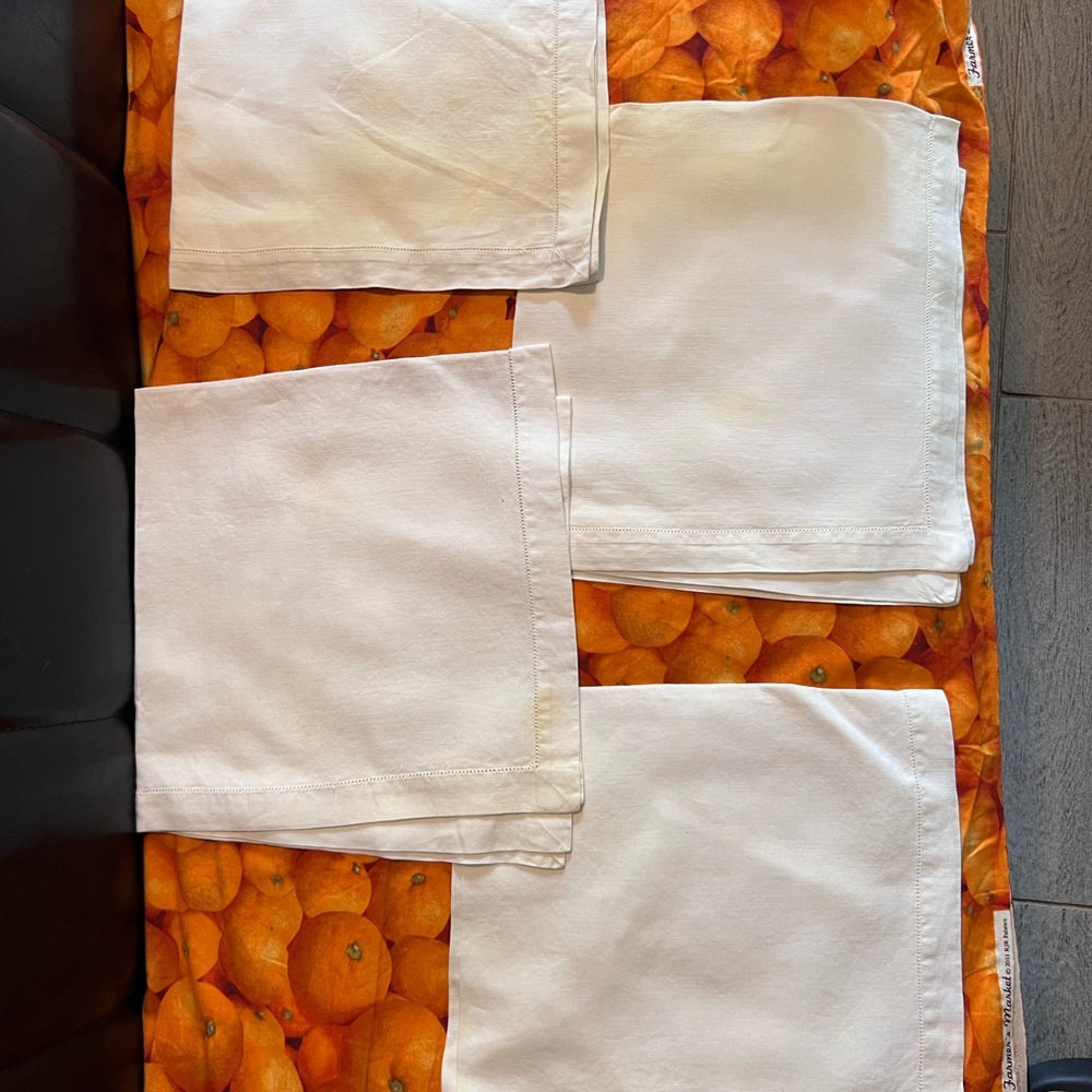 FOUR Vintage America White Dining Linen Napkins